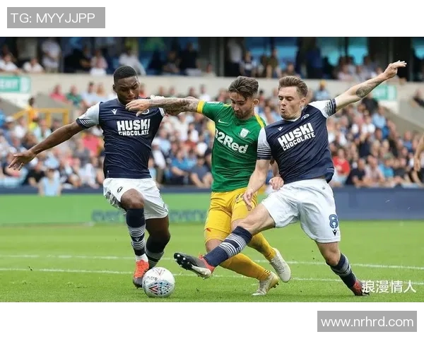 2018年英甲联赛卢顿主场对阵普利茅斯精彩回顾与分析